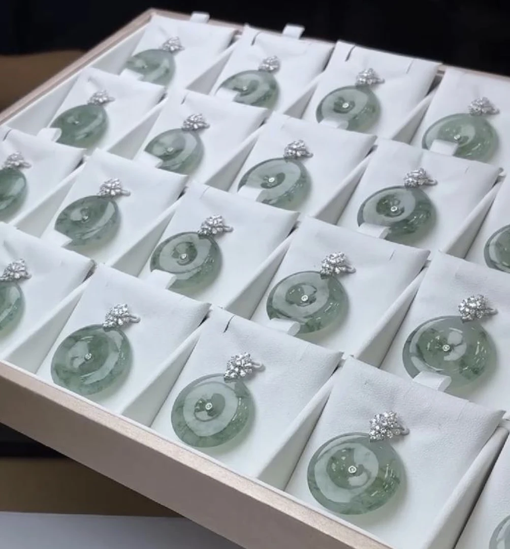 「@一哥精选款」天然缅甸翡翠挂件/多样性发一@1127-GJ021