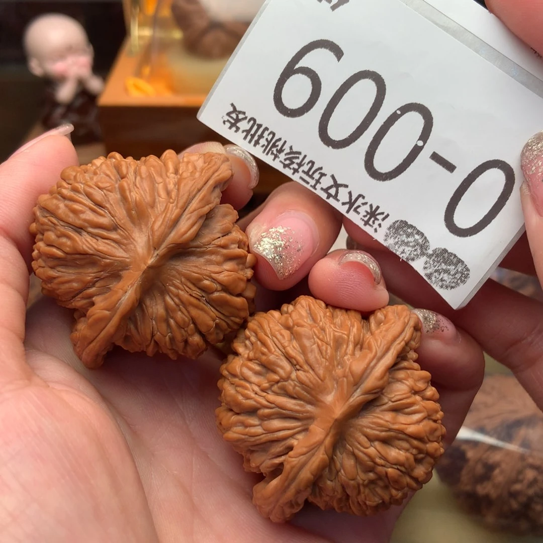 文玩核桃把件44四座楼