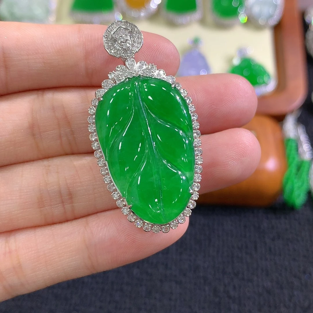 【闪购商品】翡翠18K金镶嵌吊坠(不含链)叶子