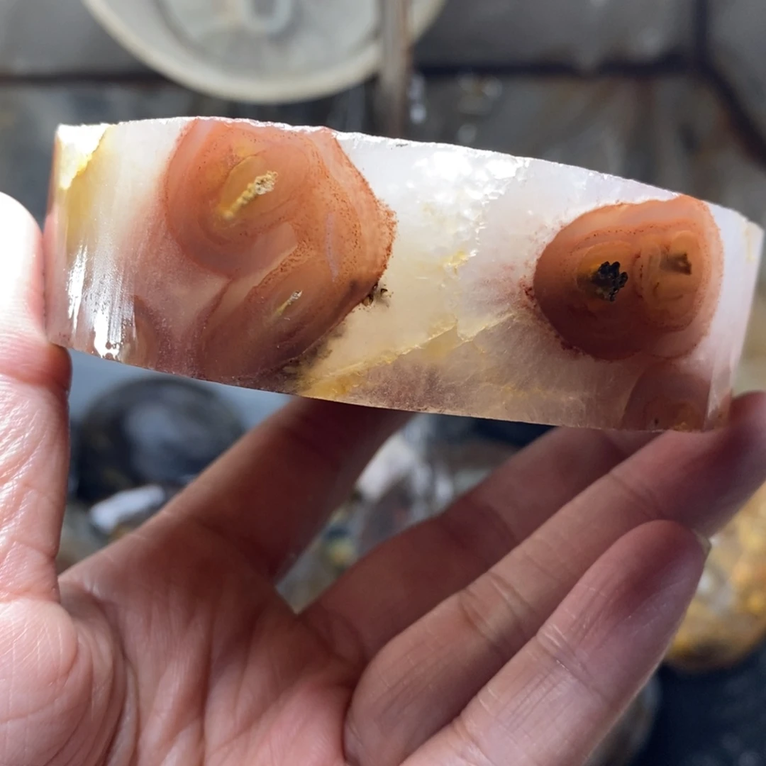 定制玛瑙傲**梅手镯私人订制