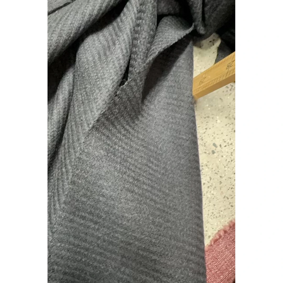 LP同批 WV 羊毛面料灰黑色麦穗纹裤子布料LM 幅宽160CM