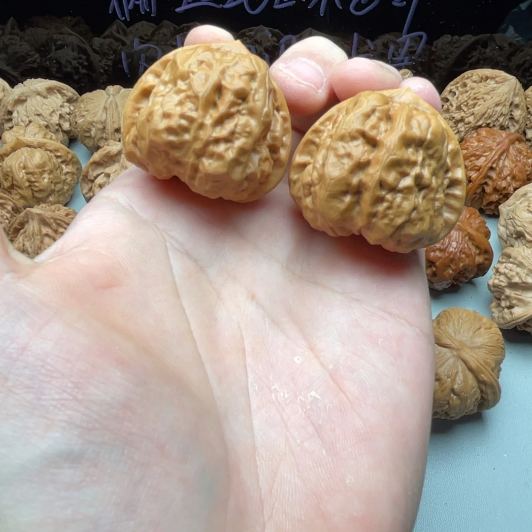 把件核桃39三角蛙蛙