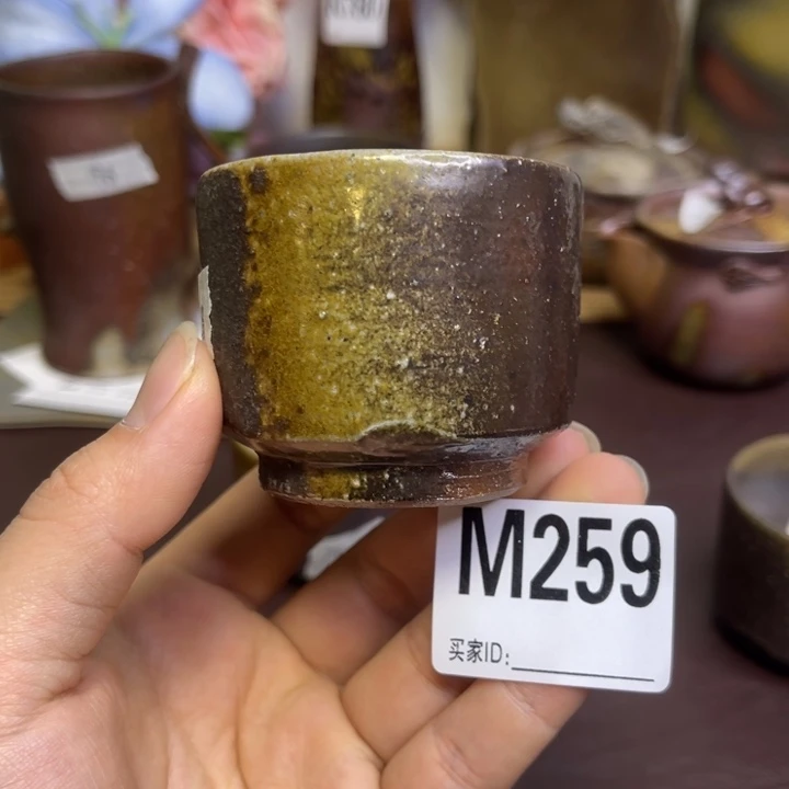 御幡康照主人杯备前烧作品