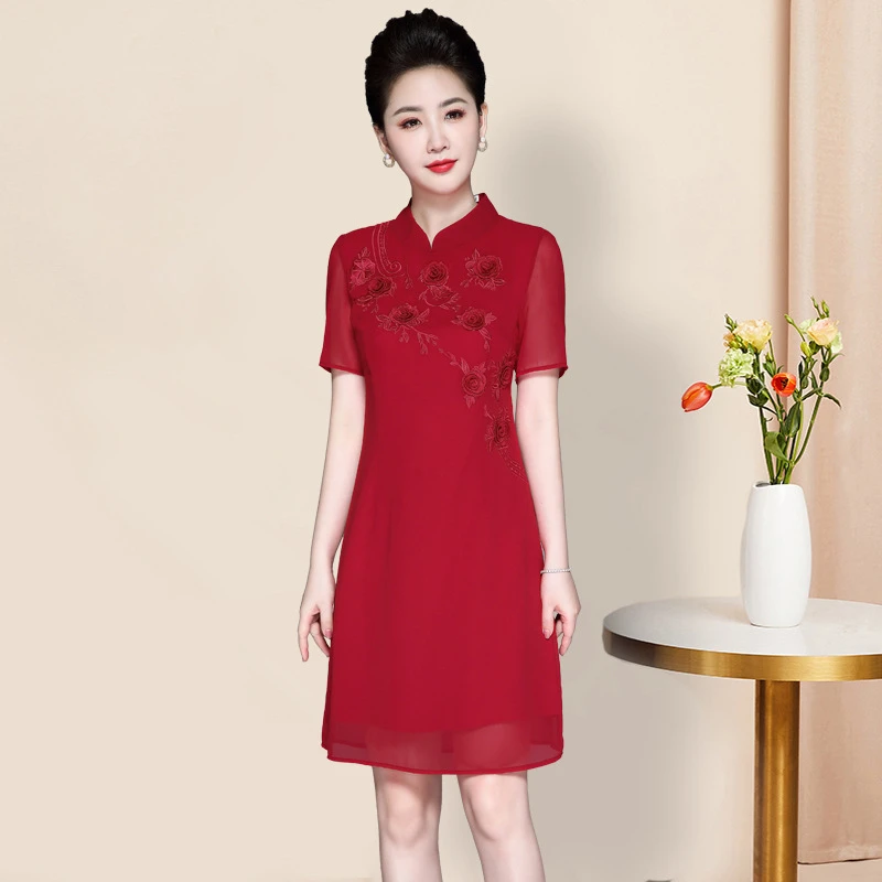2025新款结婚礼服夏季高贵妈妈装连衣裙精品刺绣改良款修身旗袍