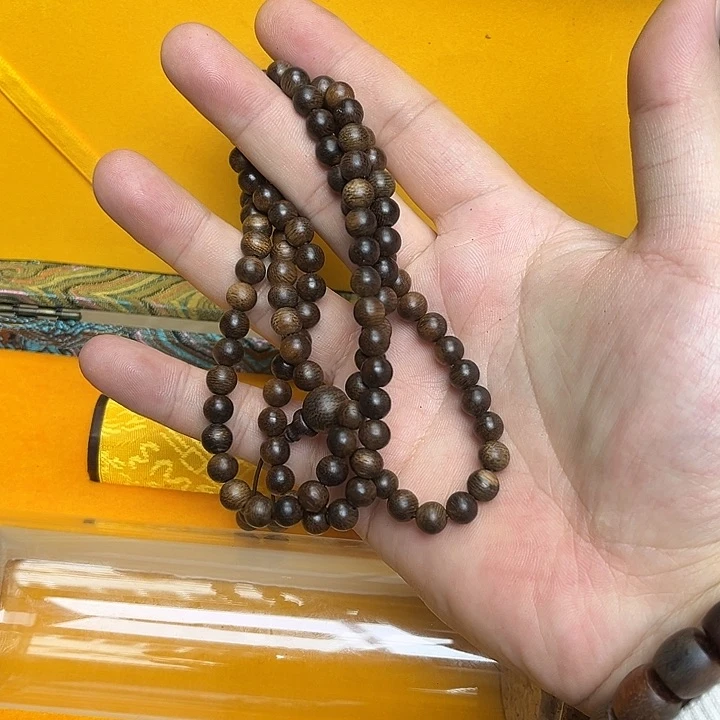 大叶紫檀（黑酸枝木类）