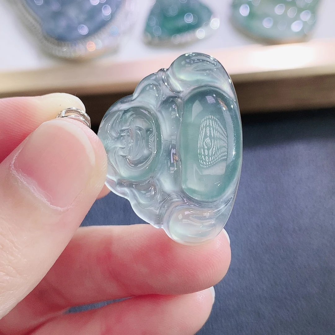 翡翠未镶嵌挂件翡翠
