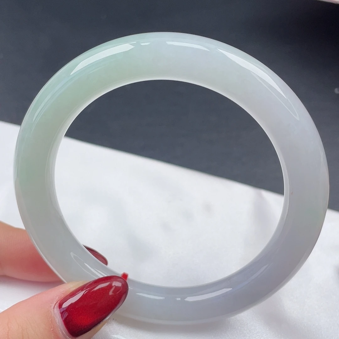 翡翠未镶嵌手镯60圆条