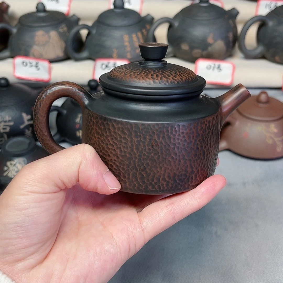 一**你165毫升微微瑕纯手工锤纹德钟壶