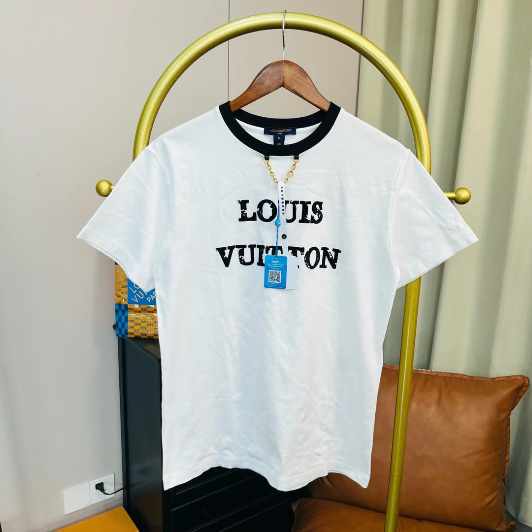 99新 LouisVuitton/路易威登 白色胸前大logo短袖 M码 99新