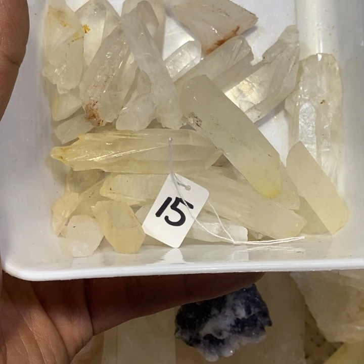 水晶水晶原石摆件未镶嵌猎****星