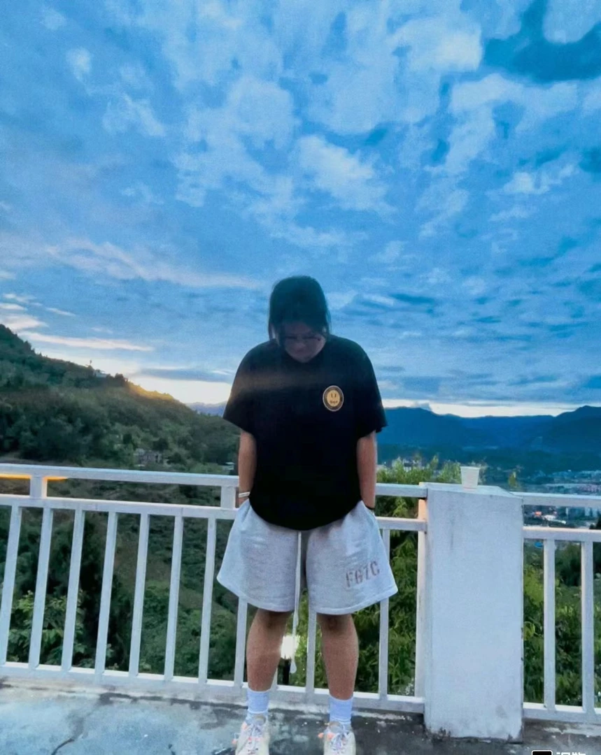 DRE笑脸短袖AB面 时尚休闲百搭潮牌短袖T恤男女同款宽松版半袖T男