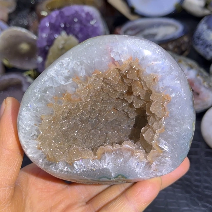 珠宝半成品未镶嵌水晶橘粉牙软洞