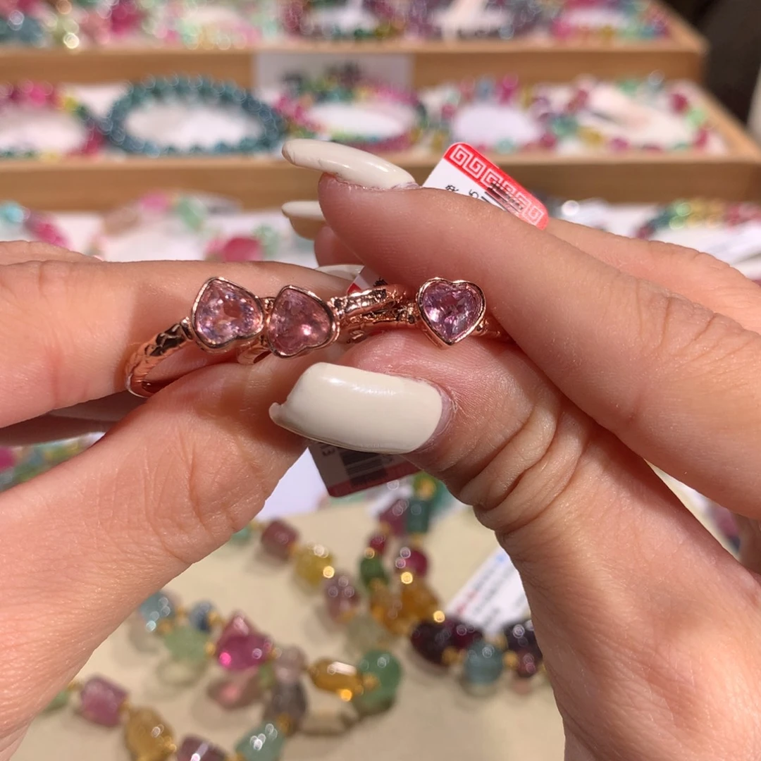 碧玺多样性发货一件未镶嵌