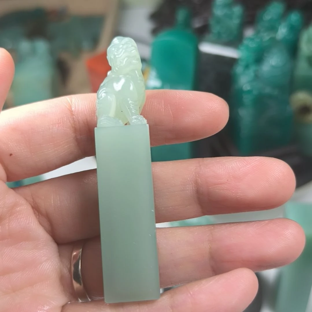 印石寿山石梅子青兽钮