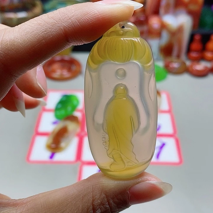 未镶嵌颈饰玛瑙/玉髓悠**b