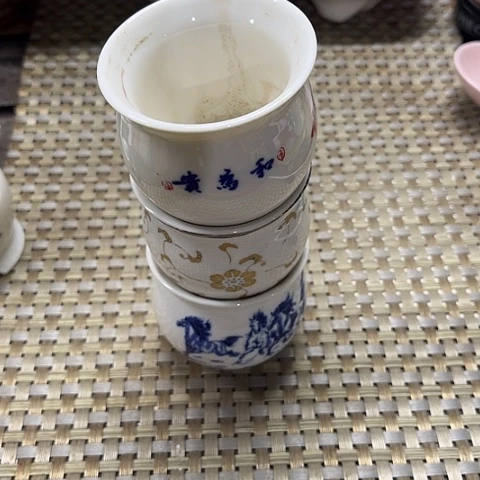 微瑕，不能明火，口径6高6默认发6个主人杯