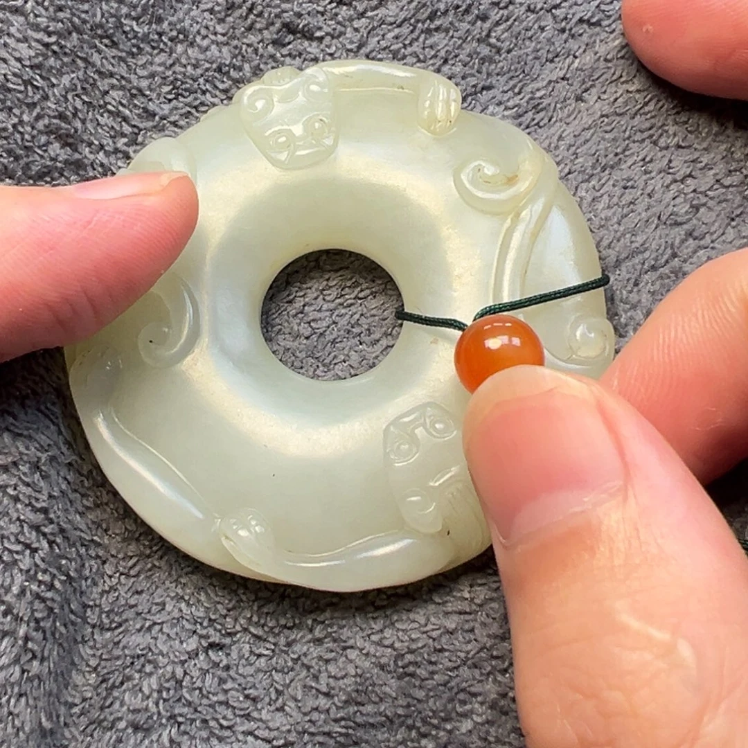 s***离和田玉未镶嵌挂件