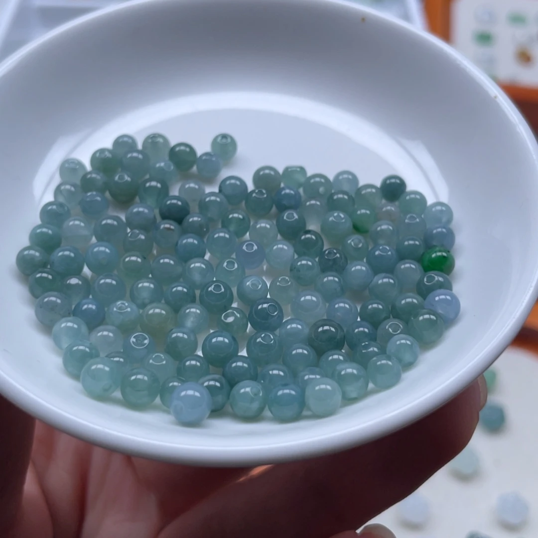 ****我翡翠散珠冰蓝珠珠福利卡4