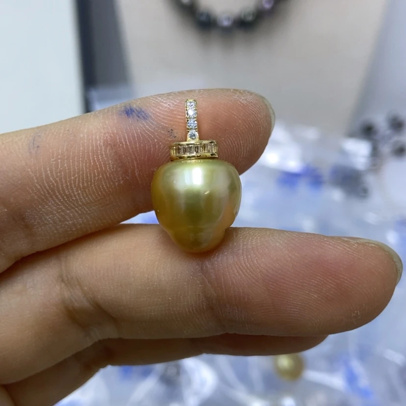 【闪购商品】海水珍珠裸珠未镶嵌?**兜