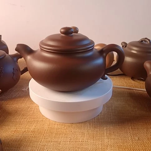 紫砂茶壶叶*秋精工半手，原矿紫砂泥料。