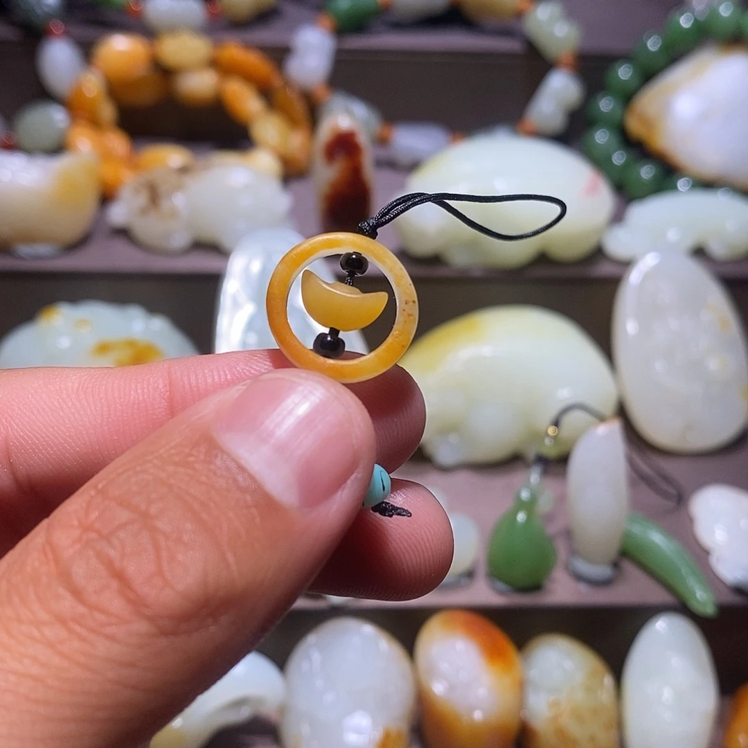 和田玉未镶嵌包链