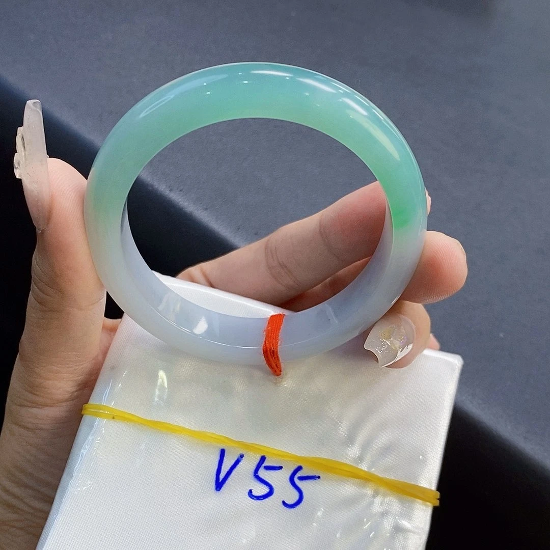 未镶嵌手镯翡翠55圈口正