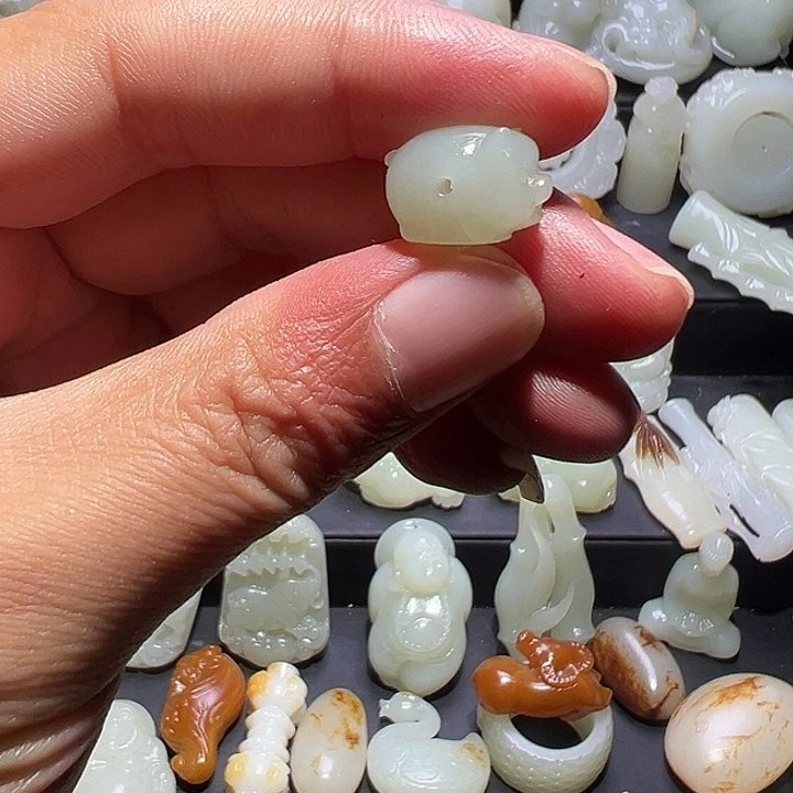 心****和田玉未镶嵌挂件