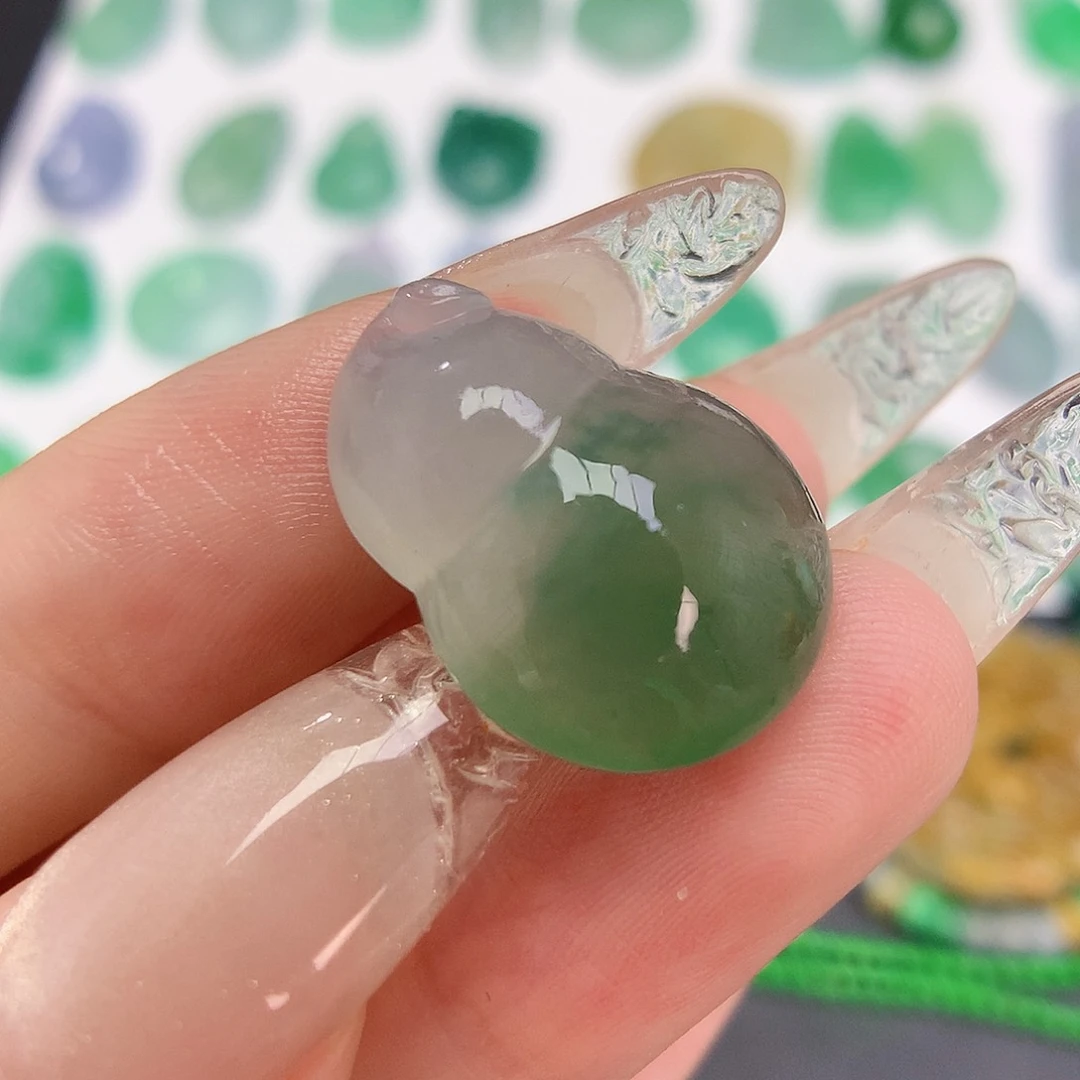 定制翡翠未镶嵌葫芦