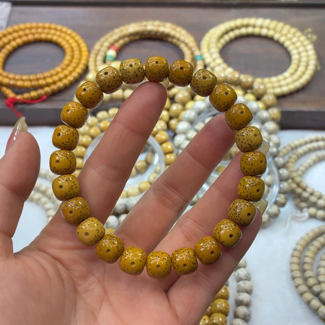 吊坠星月菩提10×9大眼睛