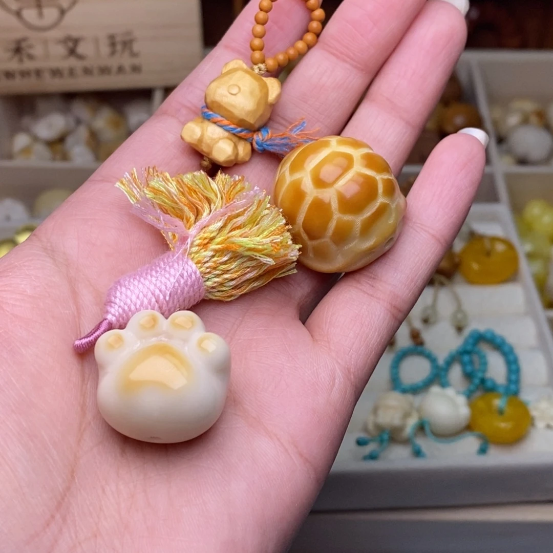 猴头核桃吊坠猫爪富甲小熊滴流短流苏