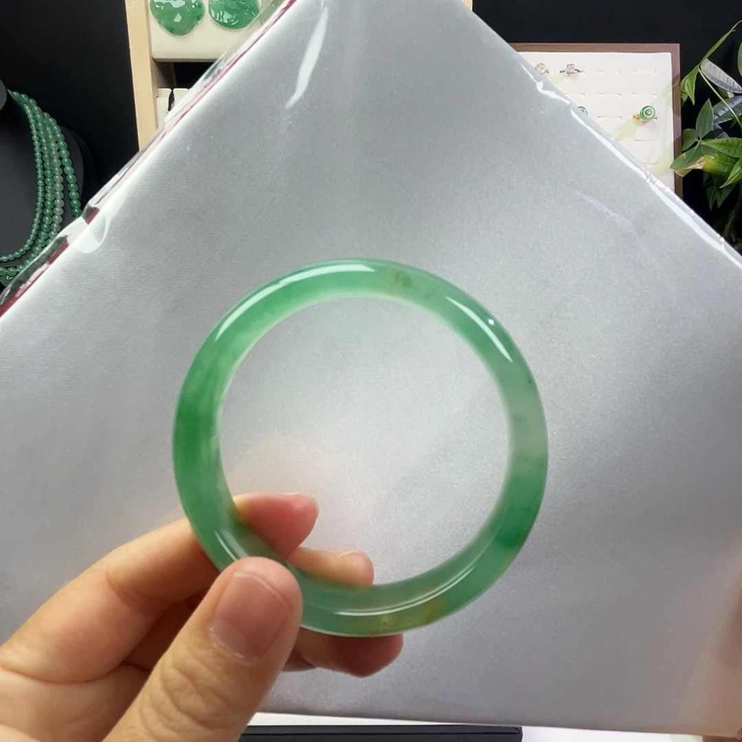 石英质玉未镶嵌手镯52