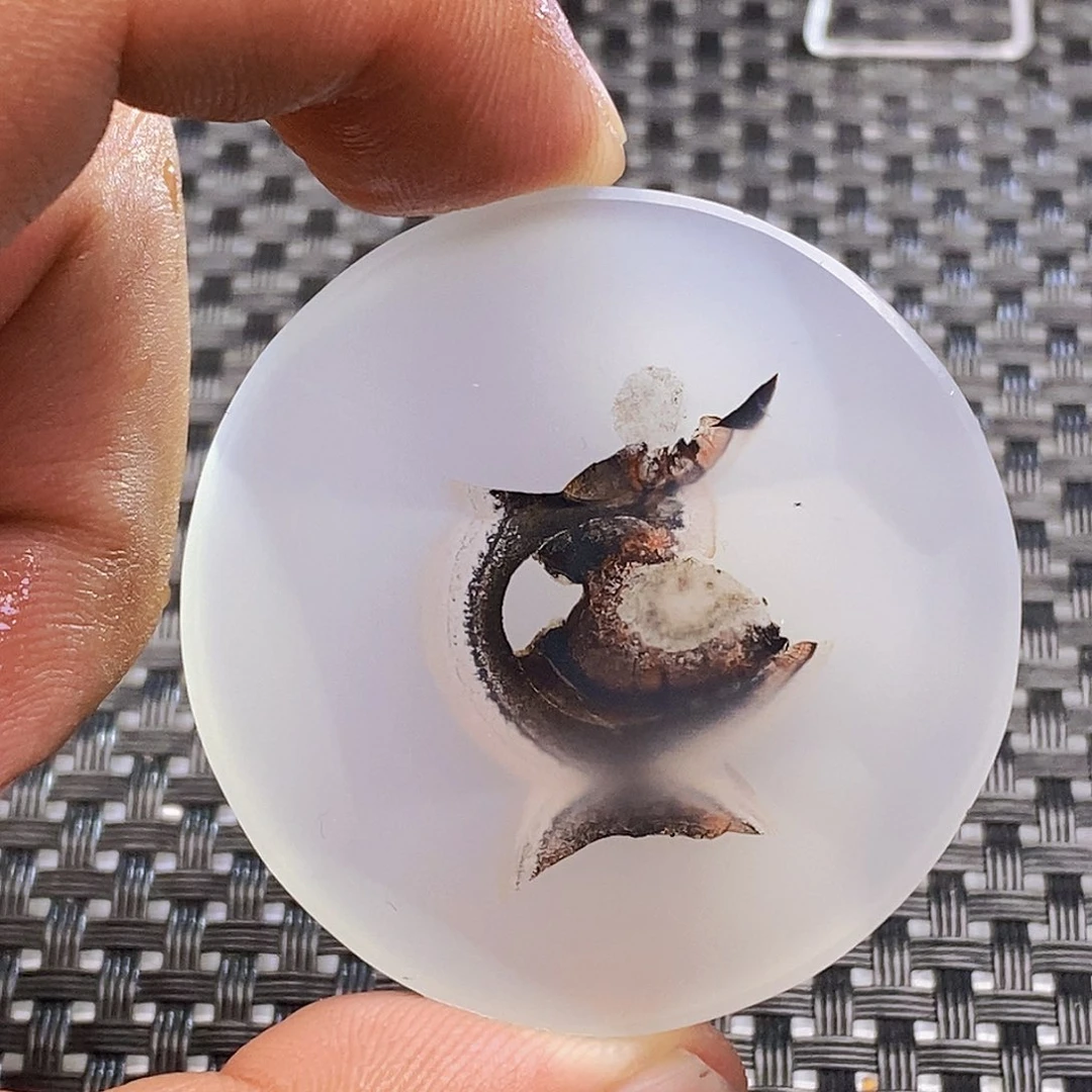 鲸***哥玛瑙/玉髓未镶嵌吊坠(不含链)