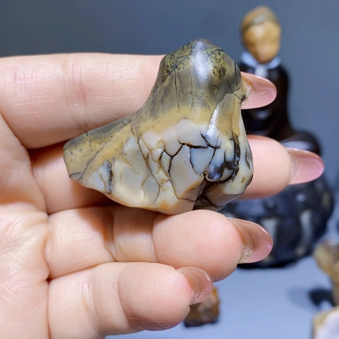 城***鸟石材天然戈壁石奇石摆件