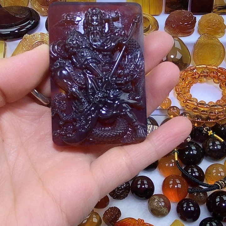 琥珀未镶嵌吊坠(不含链)天然缅甸琥珀棕血关公