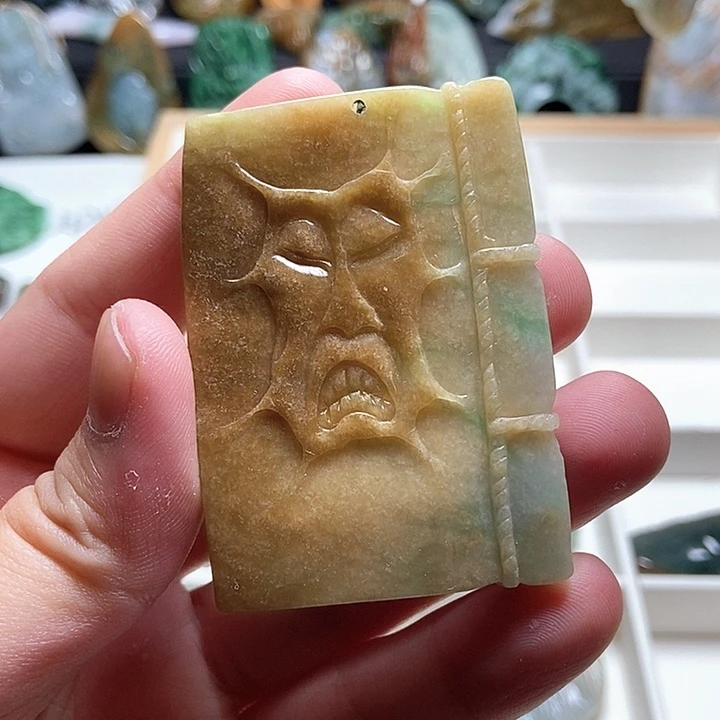 翡翠未镶嵌颈饰翡翠a货