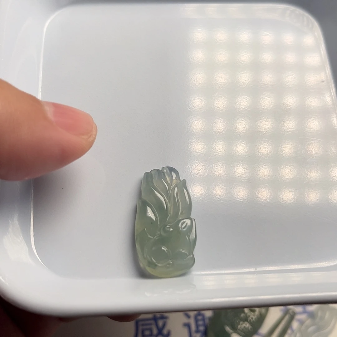 颈饰未镶嵌翡翠天然翡翠