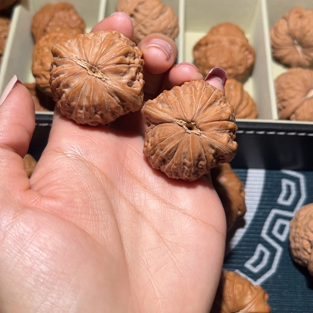 盘***石文玩核桃吊坠铁锤38