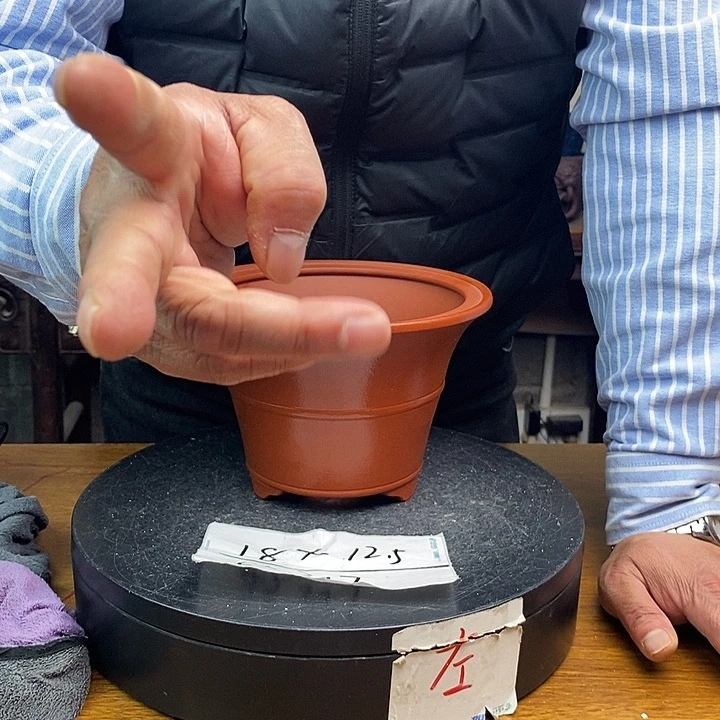 紫砂花盆货号一只EE347