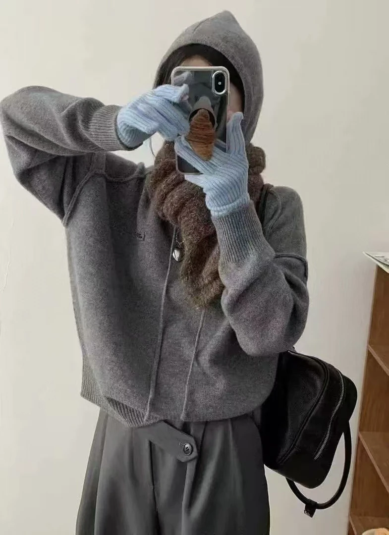 减龄休闲羊毛帽子衫