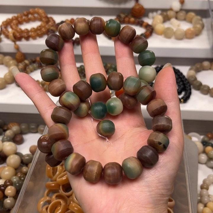 白玉菩提吊坠汉堡手串一条n