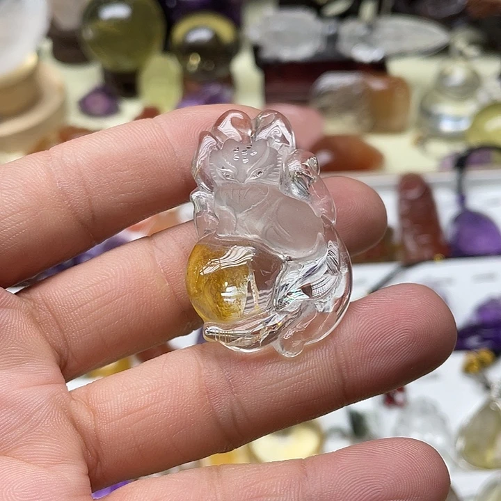 水晶颈饰未镶嵌温狐狸