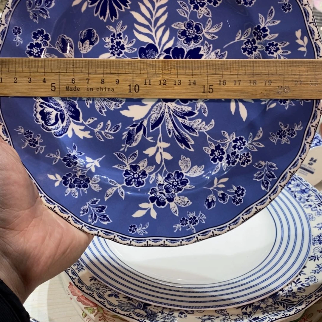 瓷微瑕青花深蓝八寸平盘