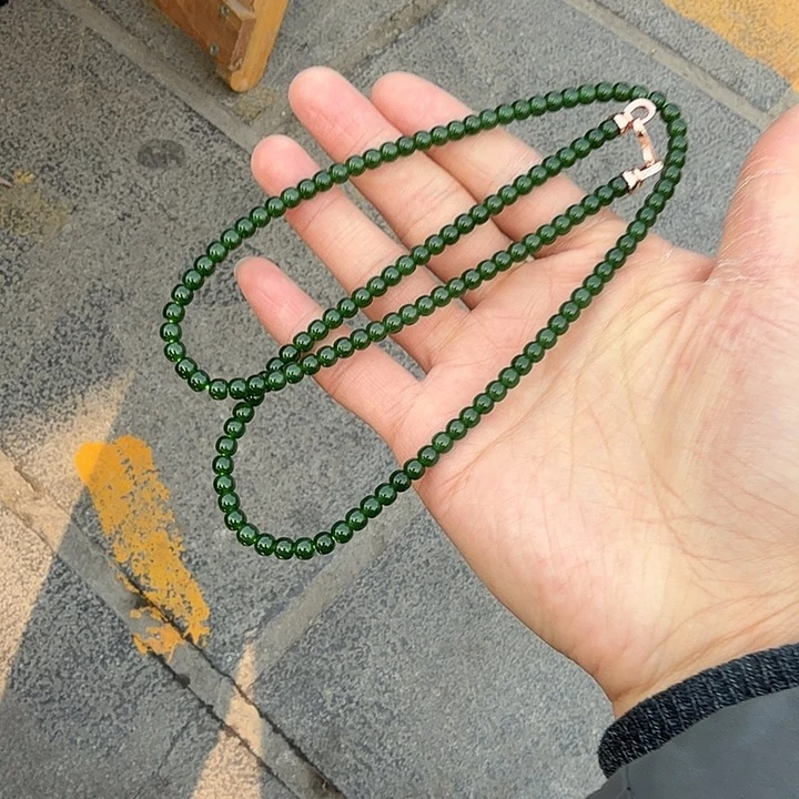 和田玉（碧玉）未镶嵌项链