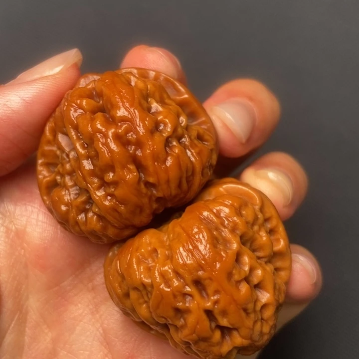 文玩核桃吊坠秦岭核桃
