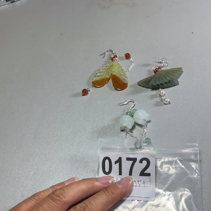 小***9蛇纹石玉合金耳饰