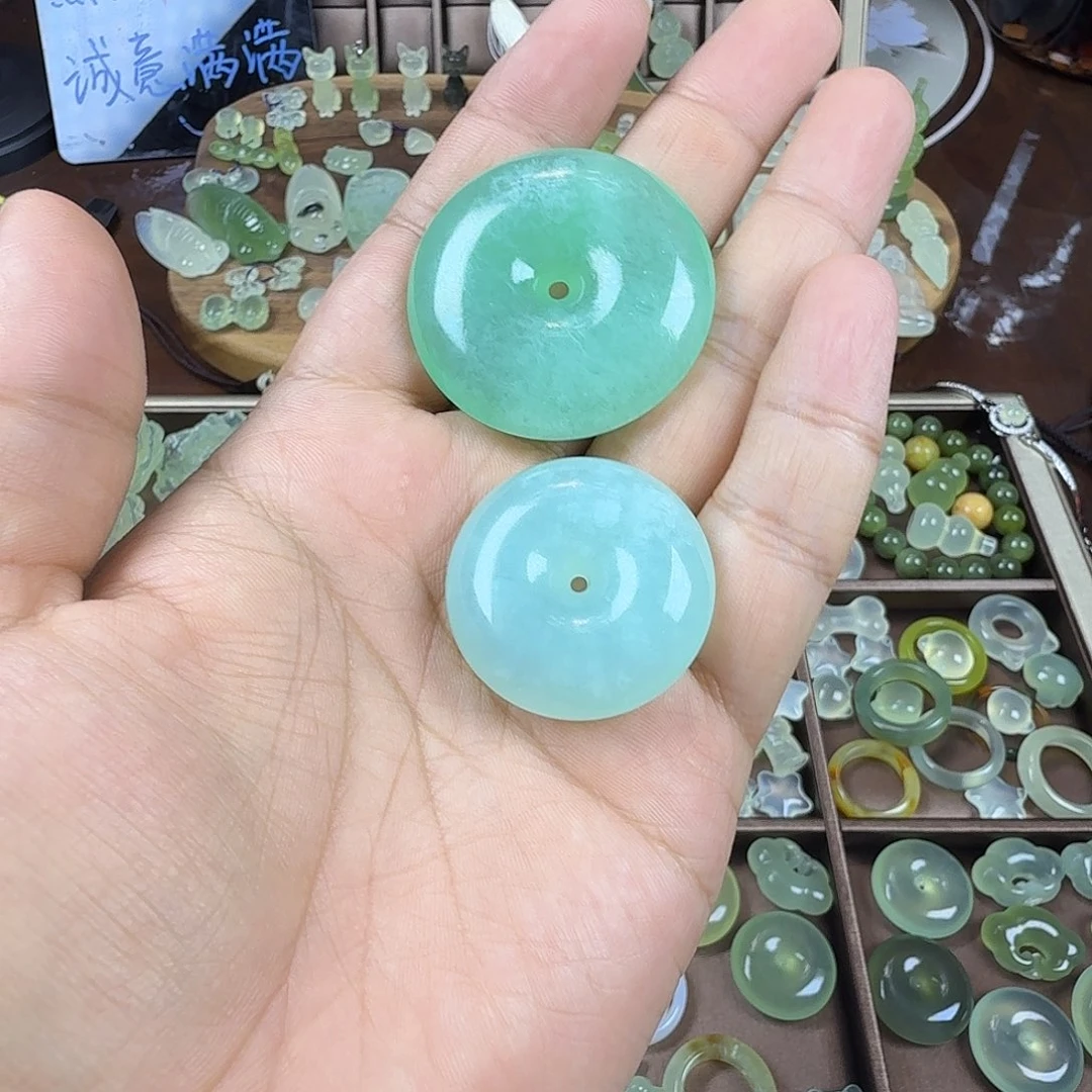 美****蛇纹石玉合金颈饰