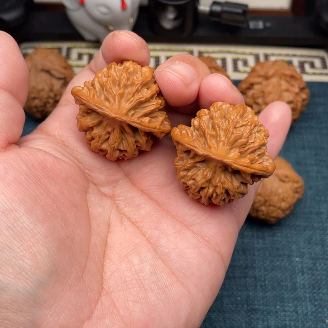 文玩核桃把件全品原生树秦闷38