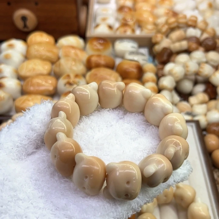 映***颉菩提根/象牙果手串53 象牙果原果雕刻溏心萌萌小熊微瑕