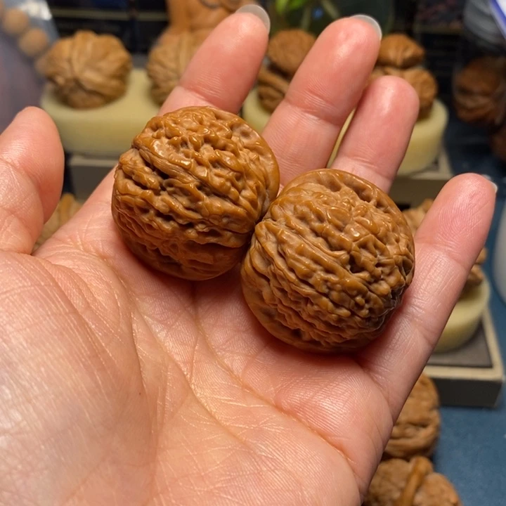 【闪购商品】把件文玩核桃莲花