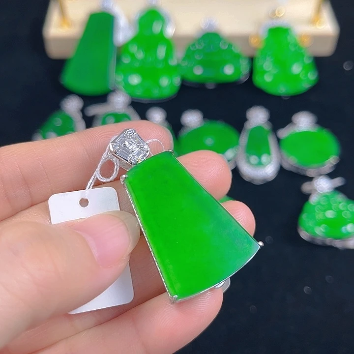 翡翠银S925镶嵌吊坠(不含链)